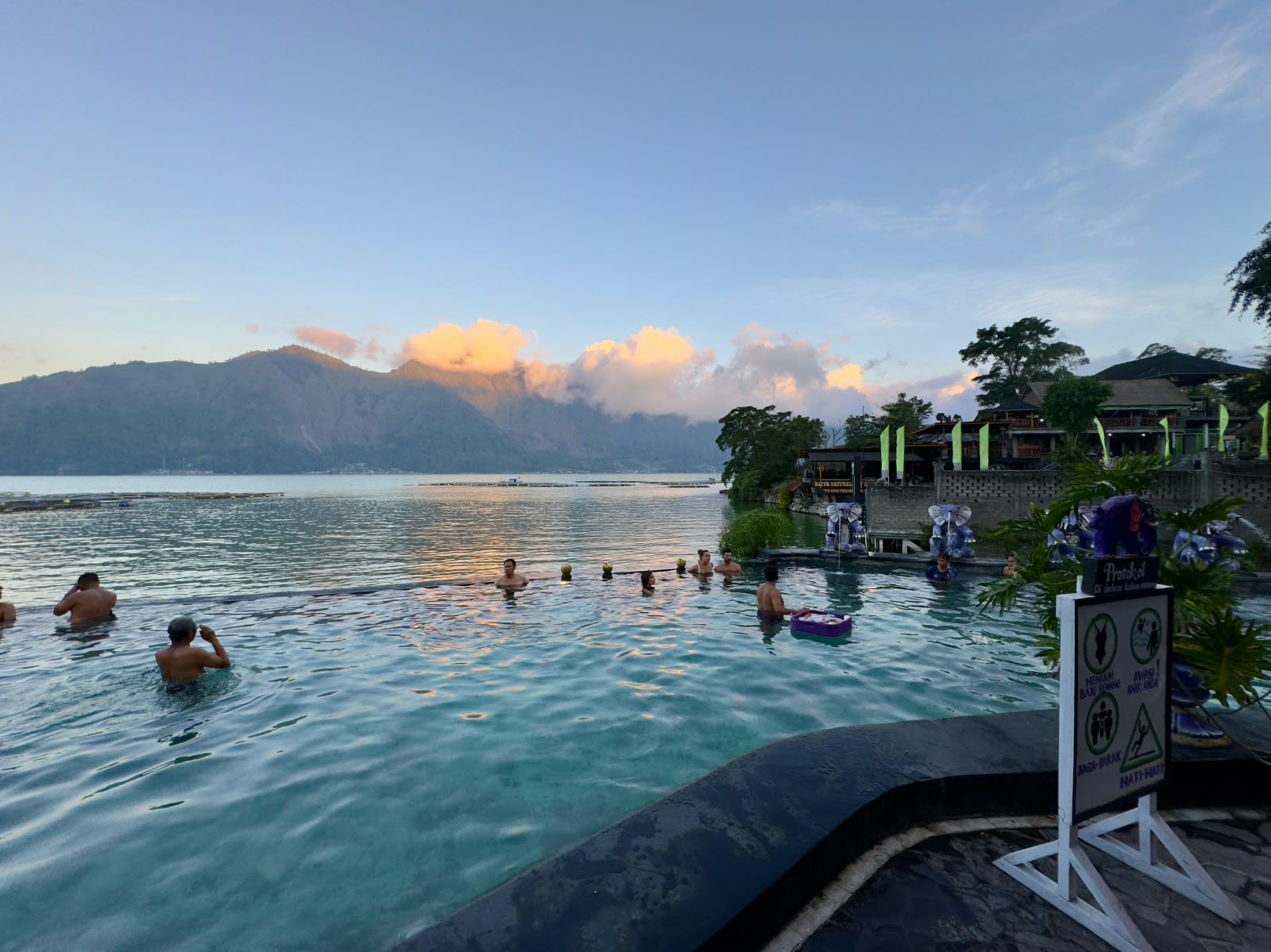 Toya Devasaya Hot Springs - photo 2